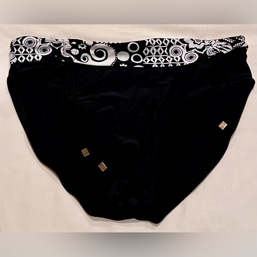 COVER ME Bathing suit bikini bottom Sz 16 Black White Geometric Pattern Waist